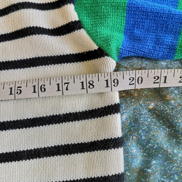 Colourblock 80's look striped sweater - Picture 3 of 4